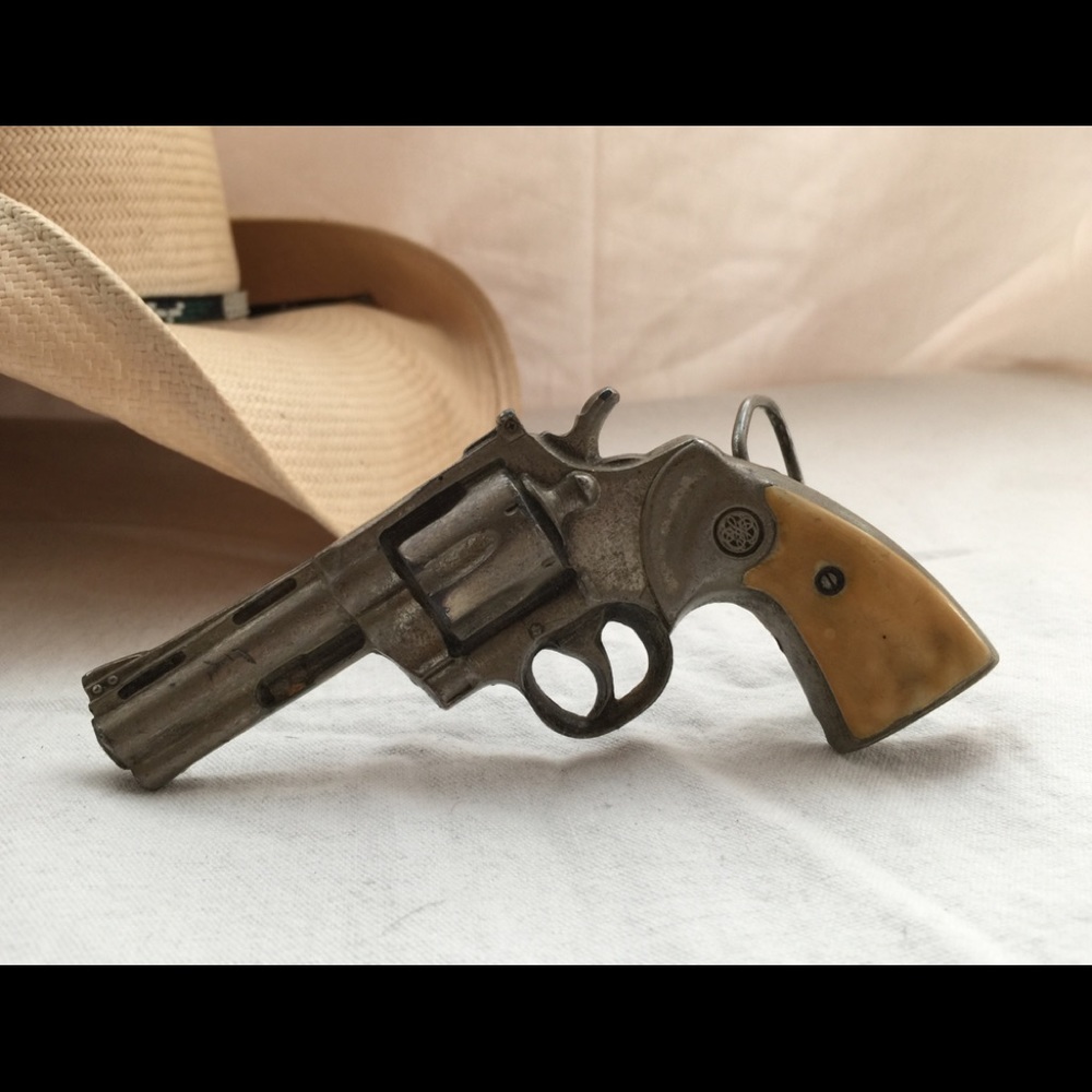BERGAMONT BRASS WORKS Belt Buckle